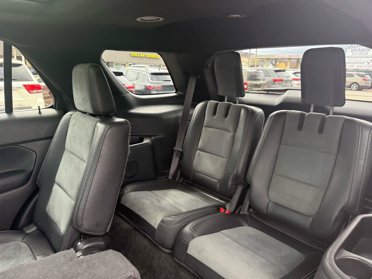 Used 2015 Ford Explorer XLT w/ Equipment Group 202B AWD/4WD image 36