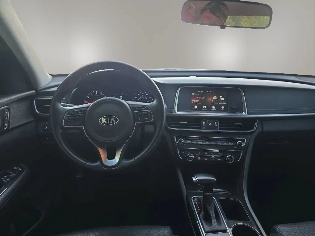 Used 2018 Kia Optima EX FWD image 13