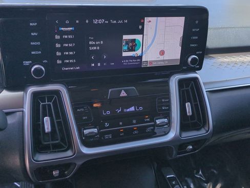 Certified 2023 Kia Sorento EX AWD/4WD image 16