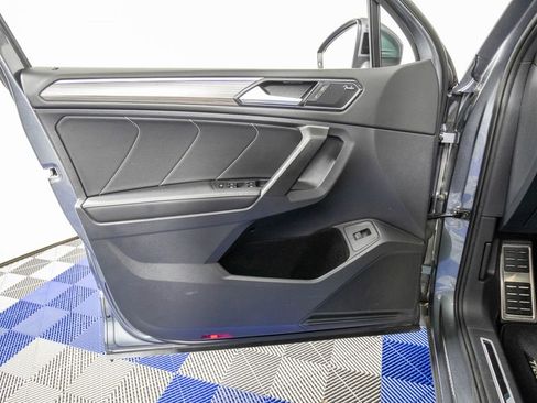 Used 2024 Volkswagen Tiguan SEL R-Line AWD/4WD image 13