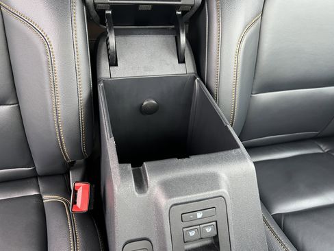 Used 2023 Ford Bronco Badlands image 26