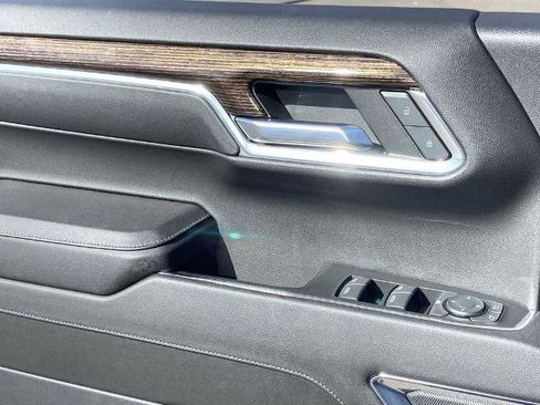Used 2023 GMC Sierra 1500 Elevation image 19