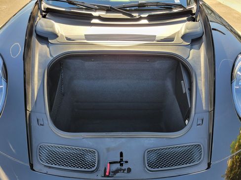 Certified 2022 Porsche 911 GT3 image 31