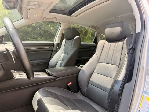 Used 2018 Honda Accord EX-L image 27