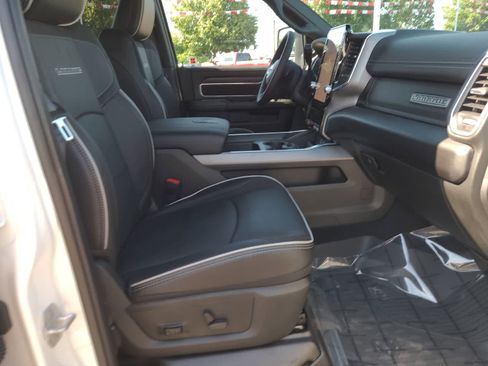New 2025 RAM 2500 Laramie image 22