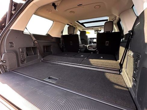 New 2025 Ford Expedition Active RWD image 38