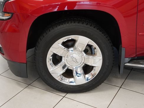 Used 2015 Chevrolet Suburban LTZ AWD/4WD image 19