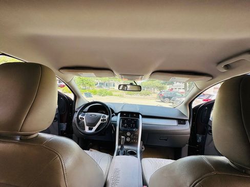 Used 2012 Ford Edge SEL FWD image 19