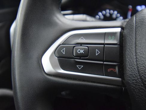 Used 2022 Jeep Compass Latitude image 35