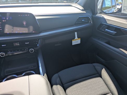 New 2026 Chevrolet Tahoe LS image 18