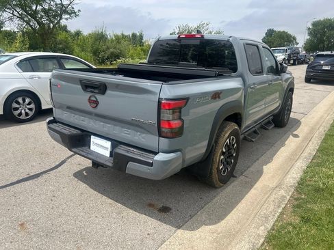 Used 2023 Nissan Frontier PRO-4X AWD/4WD image 3