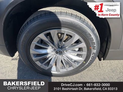 Used 2024 MAZDA CX-90 3.3 Turbo w/ Preferred Package image 31