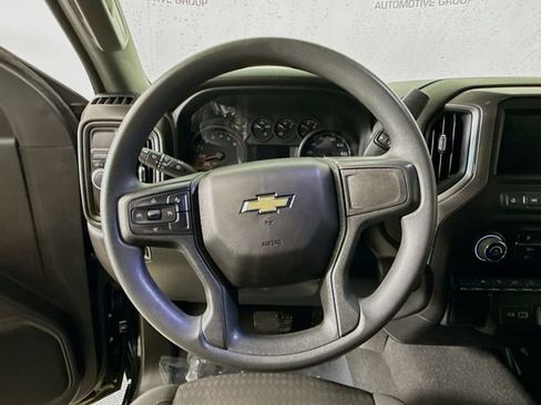 Used 2022 Chevrolet Silverado 1500 Custom image 14