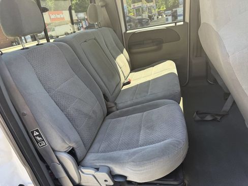 Used 2004 Ford F250 XLT AWD/4WD image 9