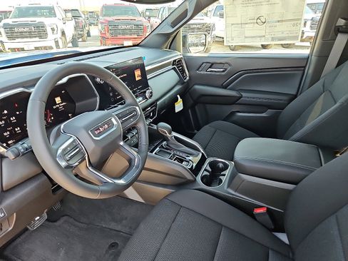 New 2026 GMC Canyon Elevation w/ Convenience Package image 12