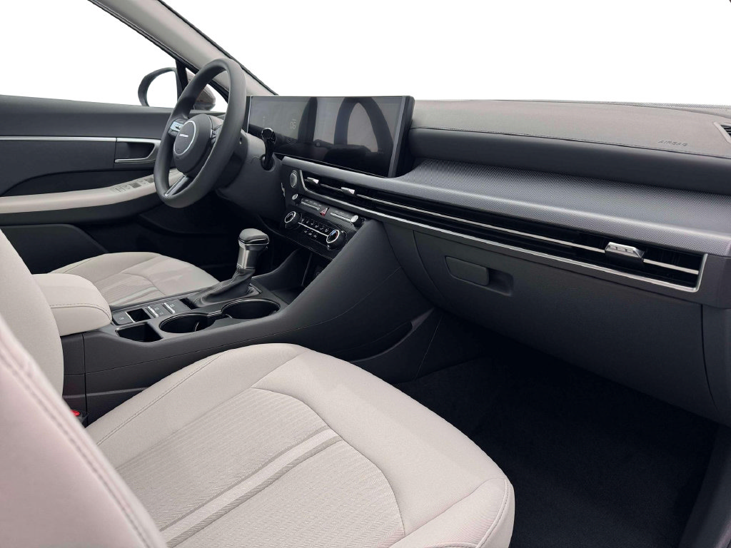 Used 2026 Hyundai Sonata SE FWD image 17