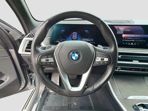 Certified 2025 BMW X5 xDrive50e image 38