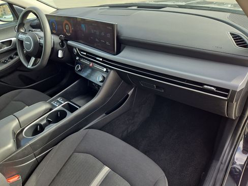 Used 2024 Hyundai Sonata SEL FWD image 31