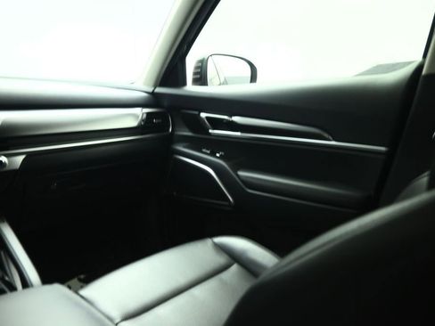 Certified 2024 Kia Telluride S w/ S Sunroof Package FWD image 44