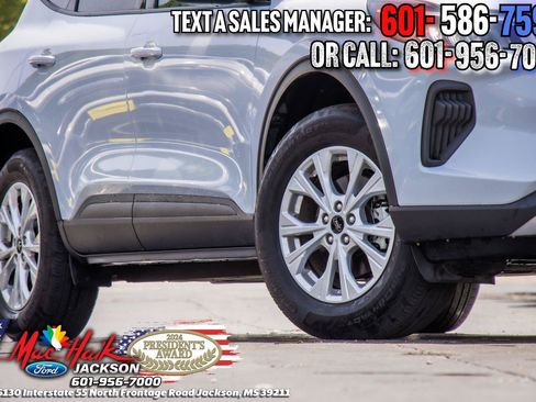 Certified 2025 Ford Escape Active AWD/4WD image 3