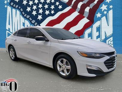 Used 2022 Chevrolet Malibu LS w/ LPO, Convenience Package 1