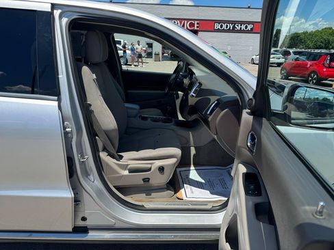 Used 2011 Dodge Durango Crew RWD image 9