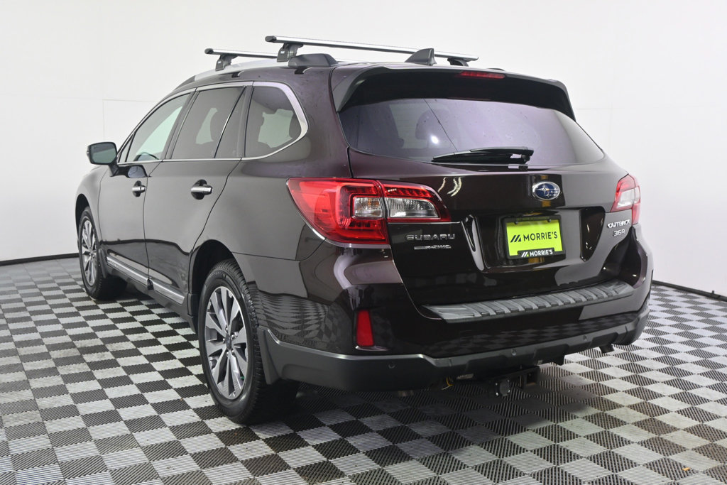 Used 2017 Subaru Outback 3.6R Touring w/ Popular Package #5A AWD/4WD image 4