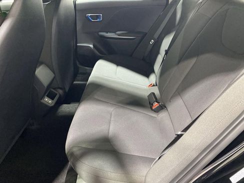 New 2026 Kia K4 LXS image 25