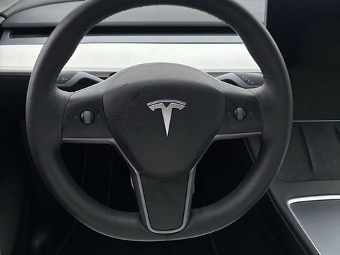 Used 2022 Tesla Model Y Performance image 22