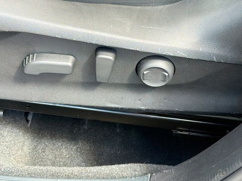 Certified 2023 Subaru Forester Premium image 24