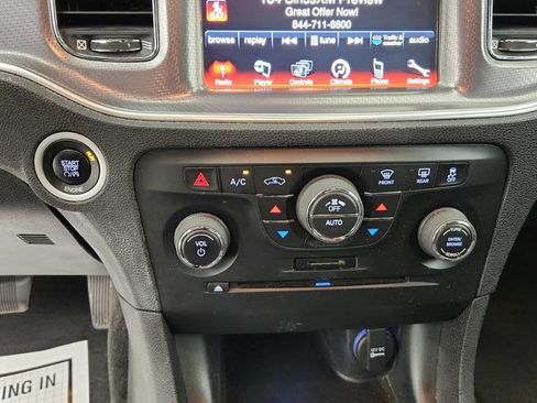 Used 2014 Dodge Charger SXT Plus AWD/4WD image 17