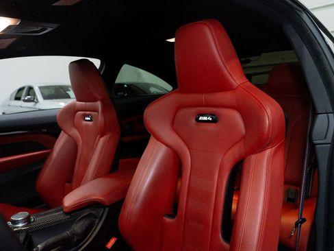 Used 2018 BMW M4 Coupe RWD image 28