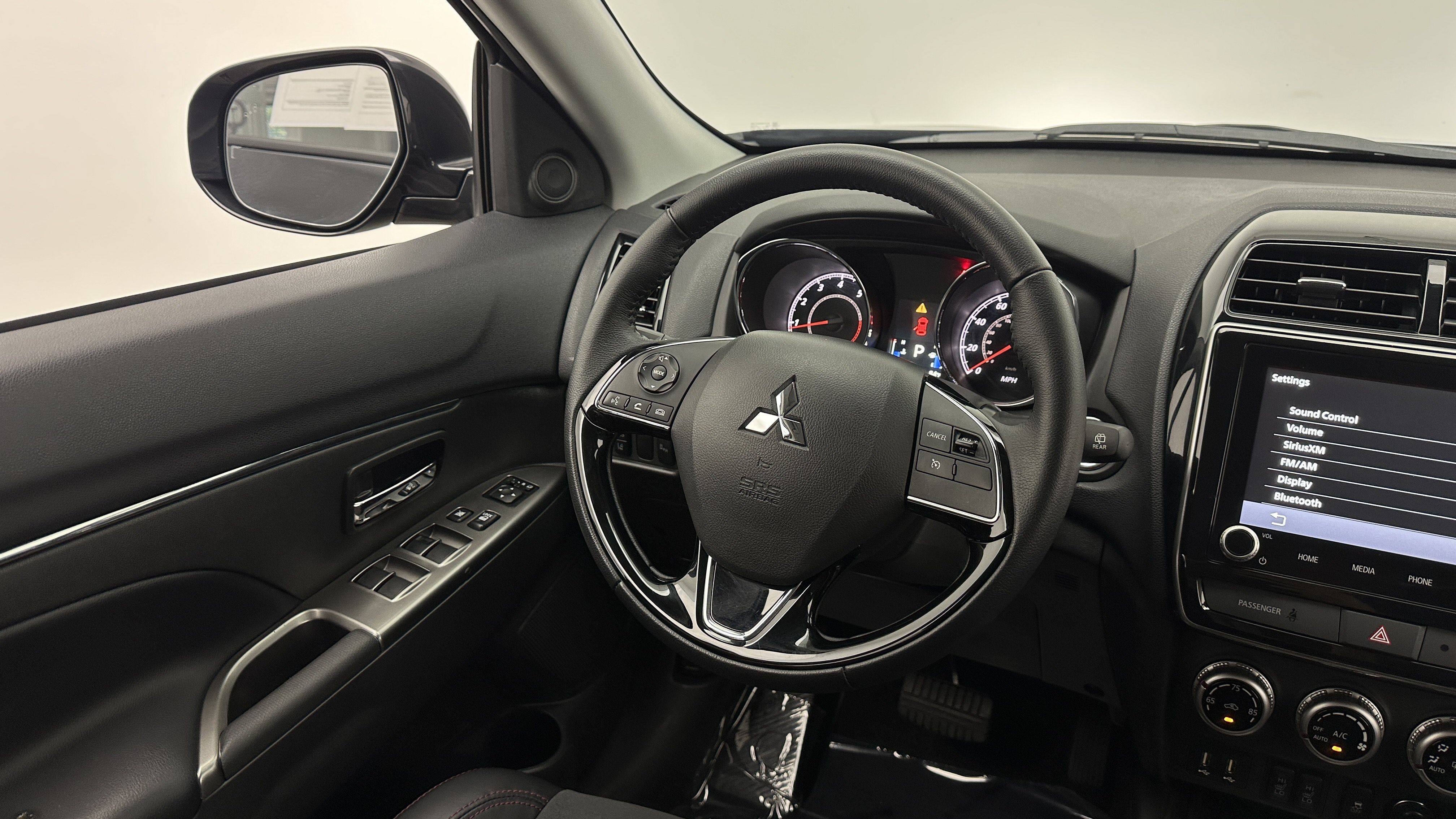 Used 2026 Mitsubishi Outlander Sport SE AWD/4WD image 28