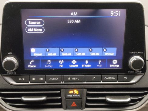 Used 2023 Nissan Altima 2.5 SV FWD image 25