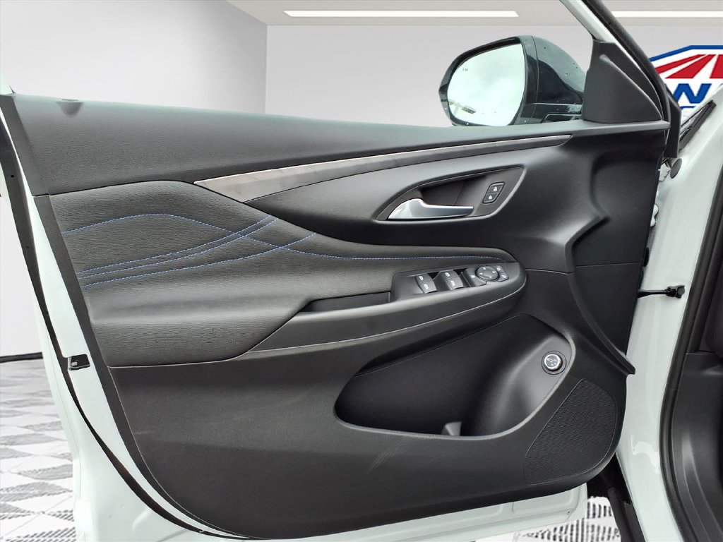 New 2026 Buick Envista Sport Touring w/ Convenience I Package FWD image 11