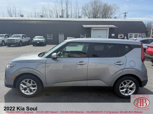 Used 2022 Kia Soul LX w/ Technology Package FWD image 16