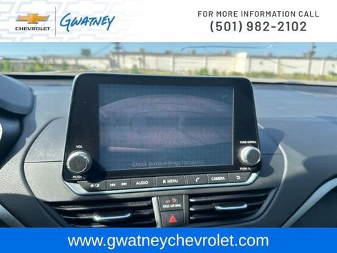 Used 2020 Nissan Altima 2.5 S FWD image 18