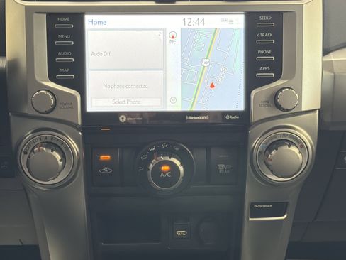 Used 2024 Toyota 4Runner SR5 Premium image 17