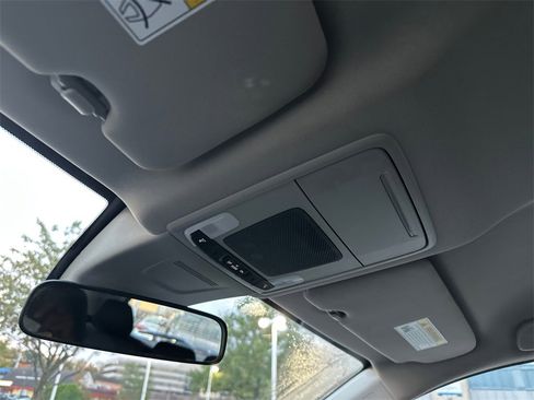 Used 2023 Honda CR-V LX image 29