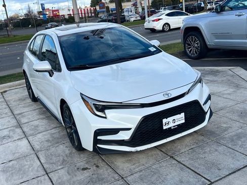Used 2023 Toyota Corolla XSE w/ Carpet Mat Package (TMS) image 7