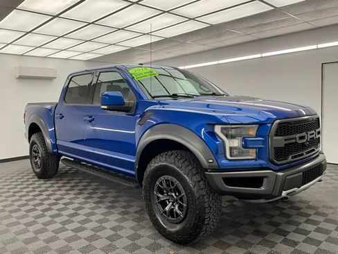 Used 2018 Ford F150 Raptor w/ Equipment Group 802A Luxury image 3