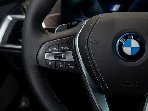 New 2026 BMW X5 xDrive50e w/ Premium Package image 26