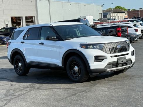 New 2026 Ford Explorer 4WD Police Interceptor image 9