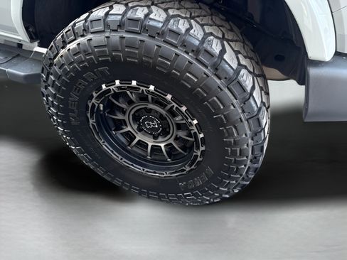 Used 2021 Ford Bronco Outer Banks AWD/4WD image 8