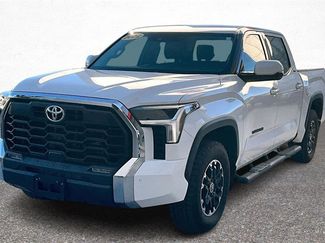 Used 2022 Toyota Tundra SR5 video 4