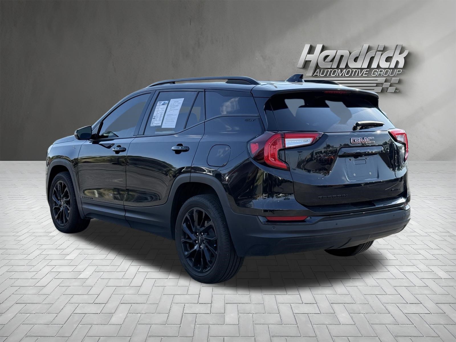 Used 2024 GMC Terrain SLT w/ Elevation Edition AWD/4WD image 8