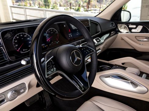 New 2026 Mercedes-Benz GLE 580 4MATIC image 18