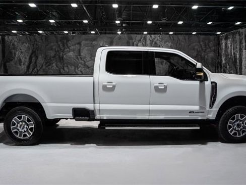 Used 2023 Ford F250 Lariat image 23