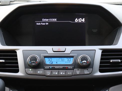 Used 2013 Honda Odyssey EX image 24
