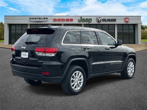 Used 2022 Jeep Grand Cherokee Laredo E image 29